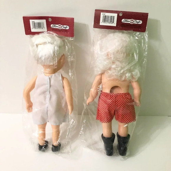 Vintage 1990 Fibre Craft Santa and Mrs Claus Music Box  Dolls - Picture 6 of 13